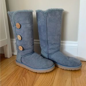 Ugg Bailey Button Tall Boot in Dolphin Blue Size8